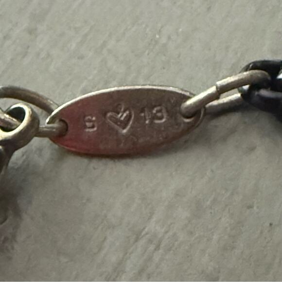 Sabika Crystal Pendant Black Chainlink Necklace - Picture 6 of 9